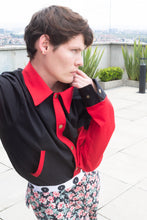 Cargar imagen en el visor de la galería, Chaqueta New Punk rojo intenso, de la marca de moda masculina más cool de Bogotá!