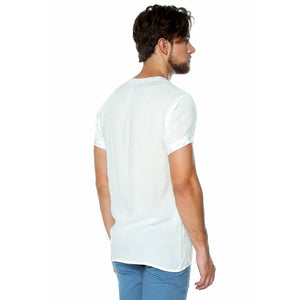 Camisa  "Chilaxing and Zen vibes". Color Off-white con print de estrellas de mar!